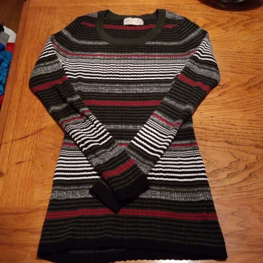 Junior long sleeve top
